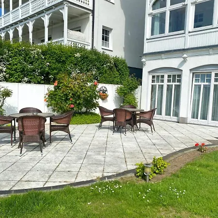 アパート - Anna Anna App 22 *